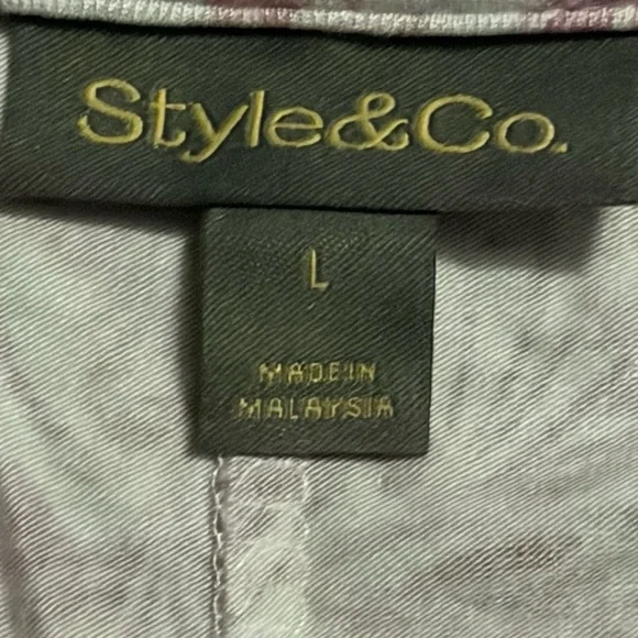 $6 SPRING/SUMMER DRESS SALE
Style & Co - Sleeveless Swing Dress - Size Large - Picture 3 of 3